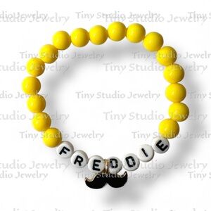 Freddie Mercury QUEEN tribute yellow beaded bracelet - White letters